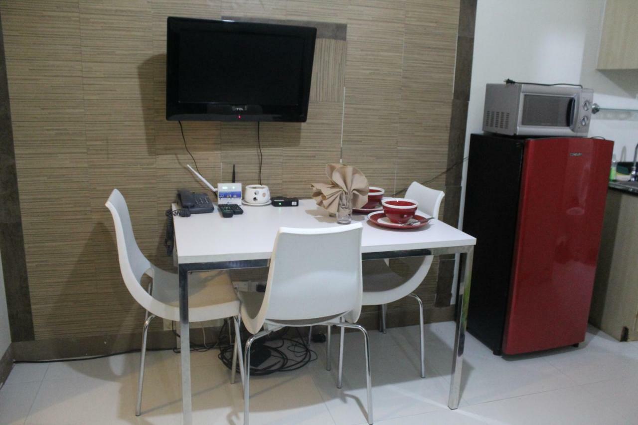 Paranaque City Chateau Elysee A3 Near Airport Wifi Kitchen מראה חיצוני תמונה