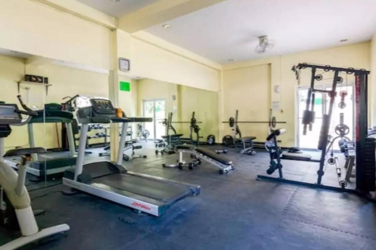 Paranaque City Chateau Elysee A3 Near Airport Wifi Kitchen מראה חיצוני תמונה